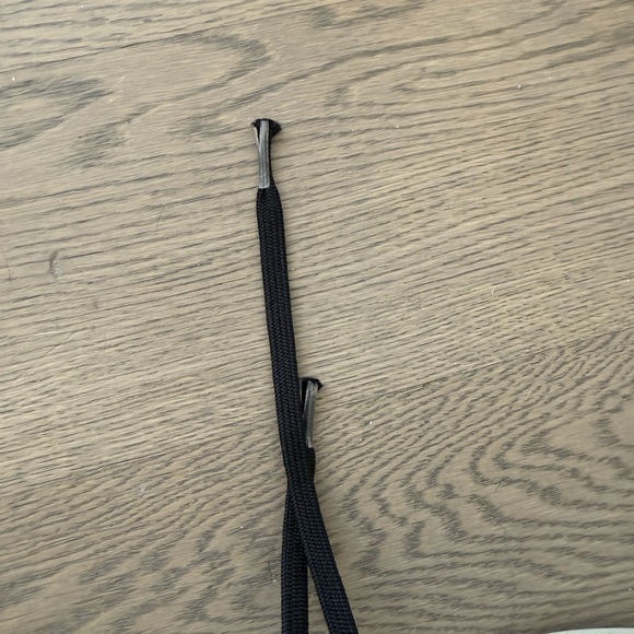 Men’s Rothy’s sneaker - Picture 6 of 6